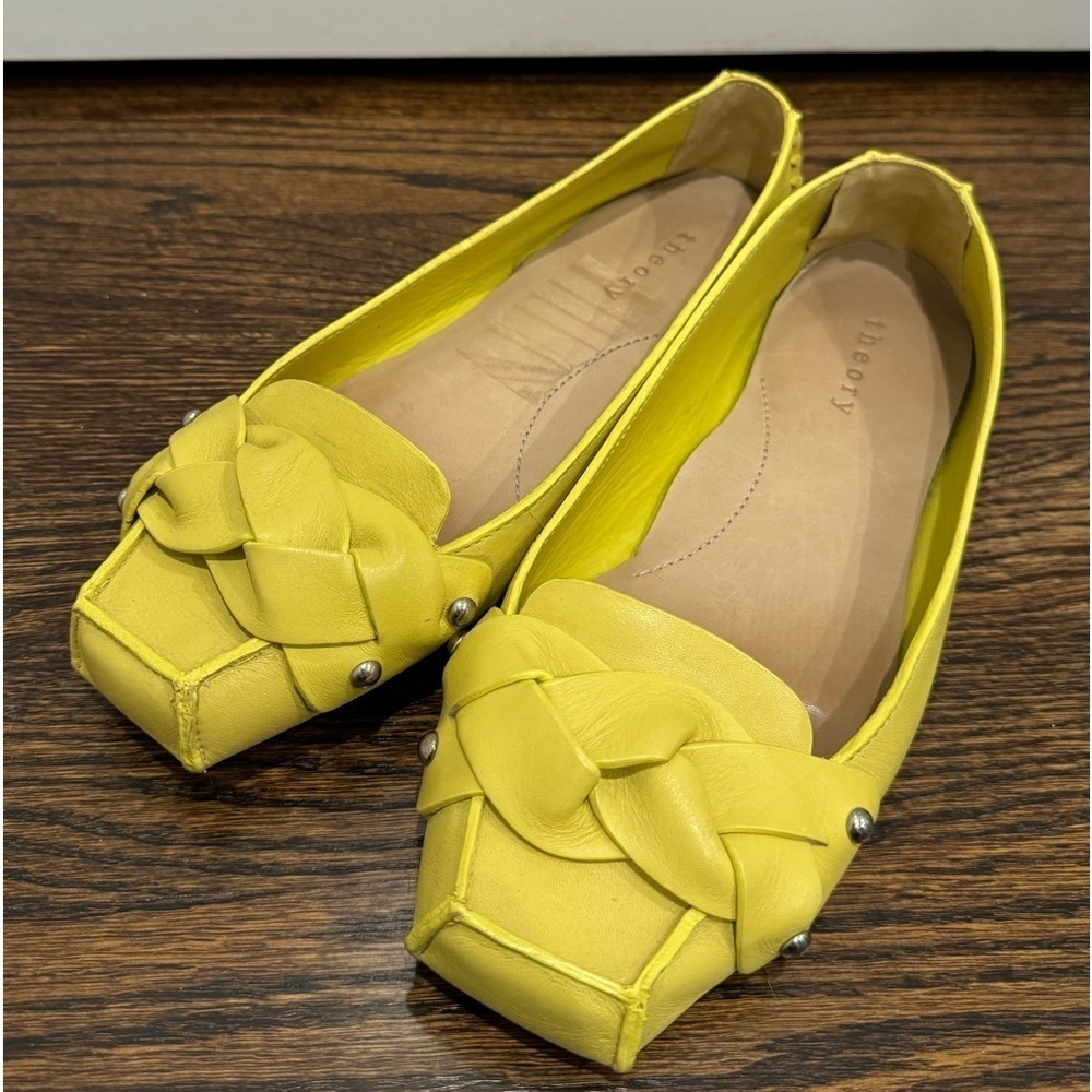 Theory Minerva Leather chartreuse Flats Moccasin Size 38.5 - Picture 2 of 11